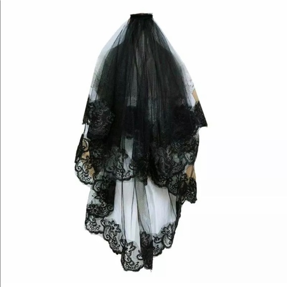New Graceful Beautiful black elbow length veil